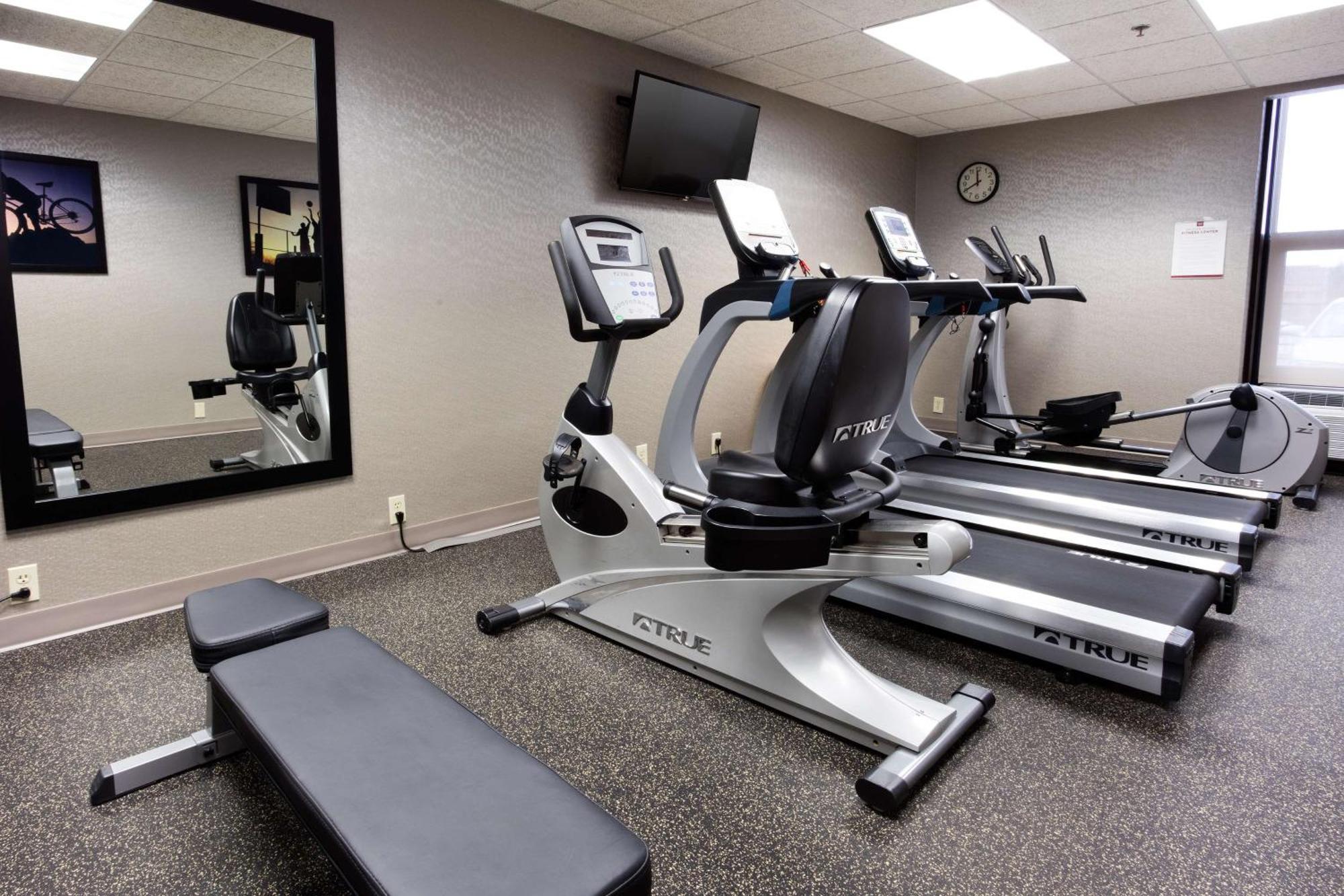 Drury Inn & Suites Kansas City Airport Kültér fotó