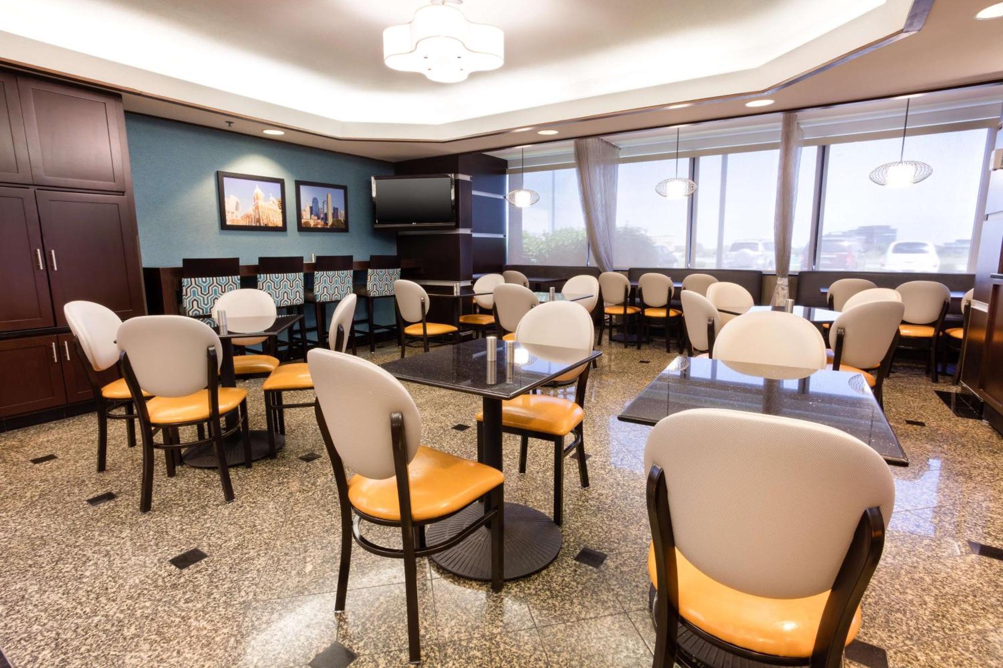 Drury Inn & Suites Kansas City Airport Kültér fotó