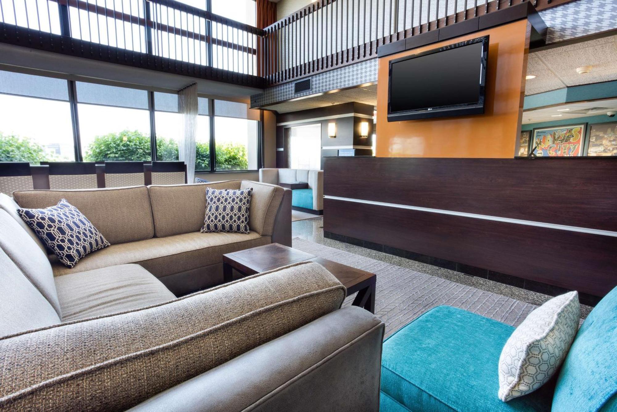 Drury Inn & Suites Kansas City Airport Kültér fotó